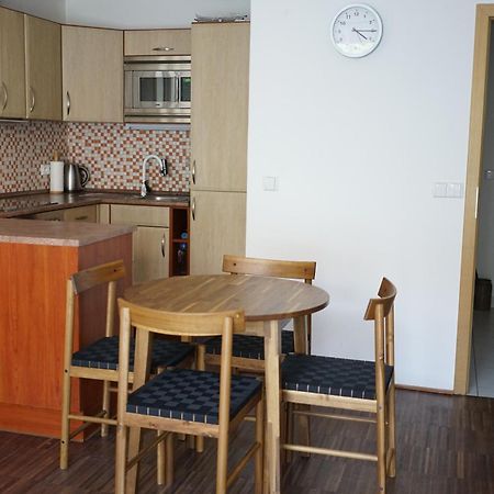 K-14 Apartment Praag Buitenkant foto