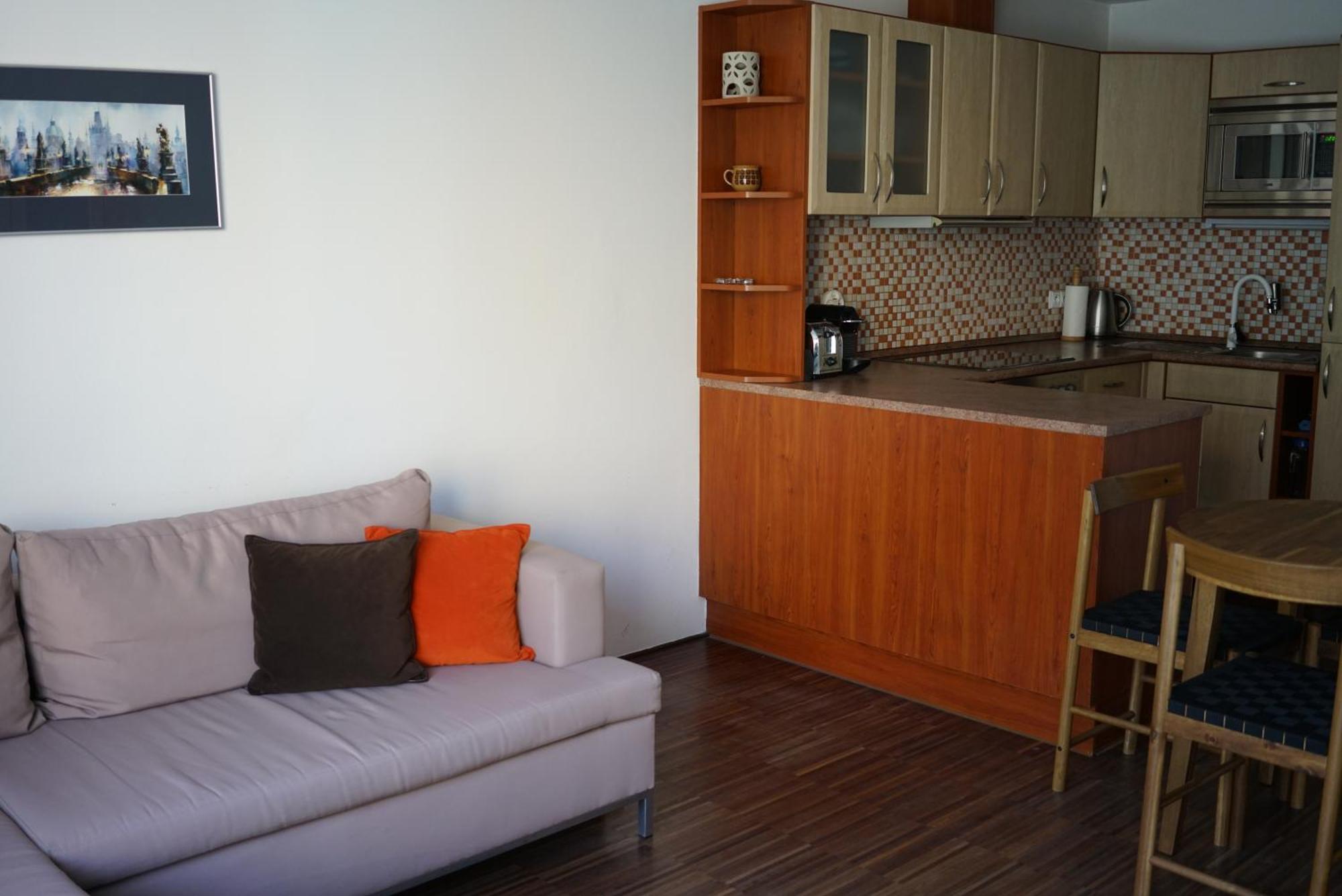 K-14 Apartment Praag Buitenkant foto